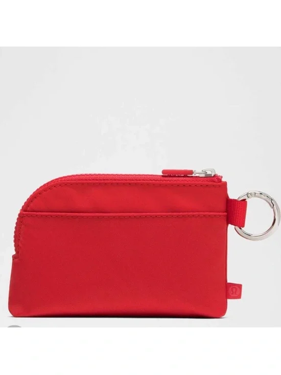 lululemon Clippable card pouch with keyring Red NWT - Picture 3 of 5